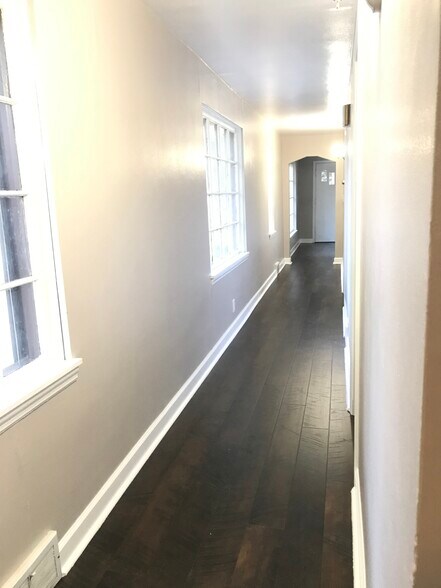 Building Photo - 4080 S Burrell St