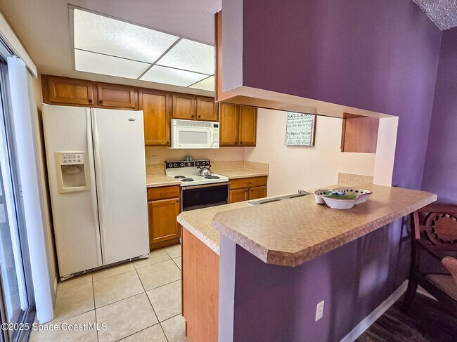 Building Photo - 639 Ridge Club Dr