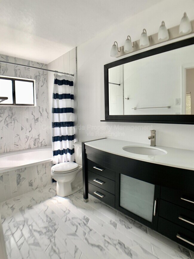 Building Photo - 295 Morning Glory Dr