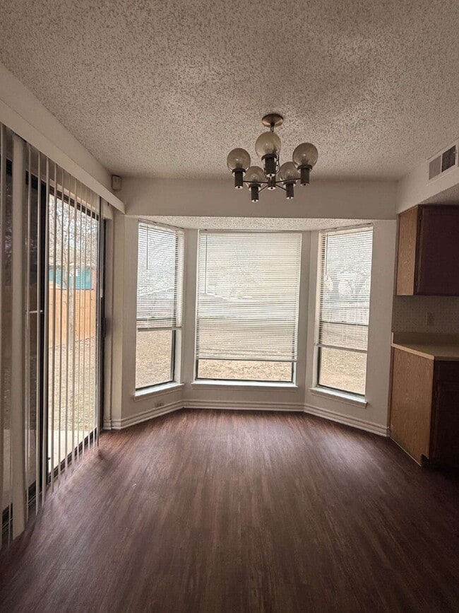 Building Photo - 9824 Ardash Ln