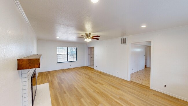 Building Photo - 3316 Eagle Ct