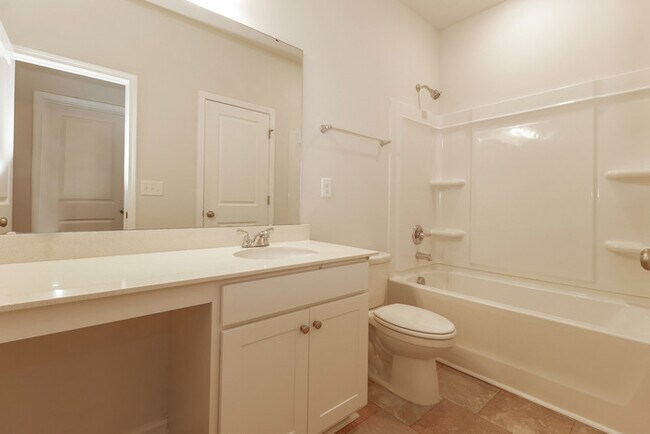 Building Photo - 131 Dorian Lp