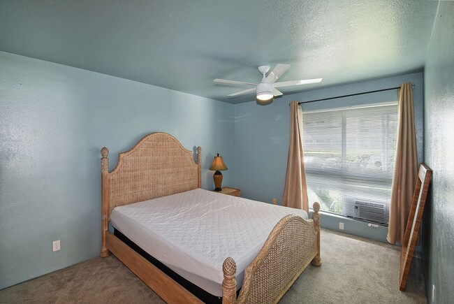 Building Photo - Fully Furnished 2-Bed/2-Bath Condo in Alii...