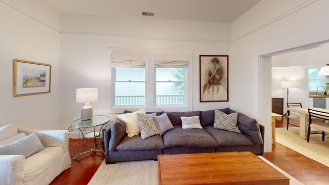 Building Photo - Downtown San Anselmo Updated 4x3 + aupair ...