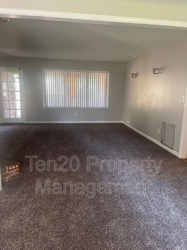 Building Photo - 3249 Jottings Dr