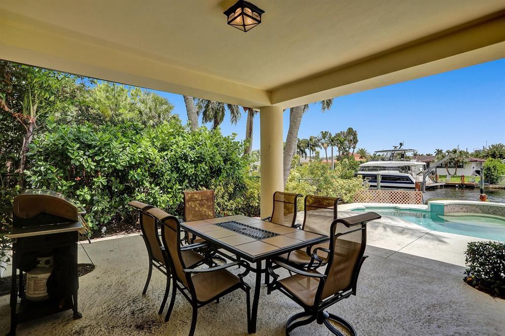 Building Photo - 2484 SE 12th St