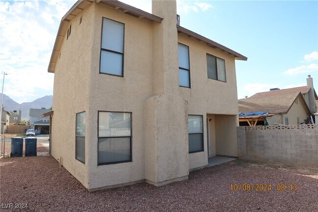 Building Photo - 1303 Ebbetts Pass