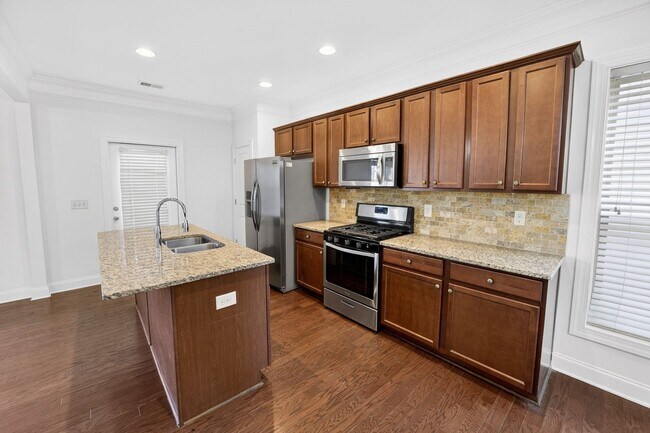Building Photo - 269 Privet Cir