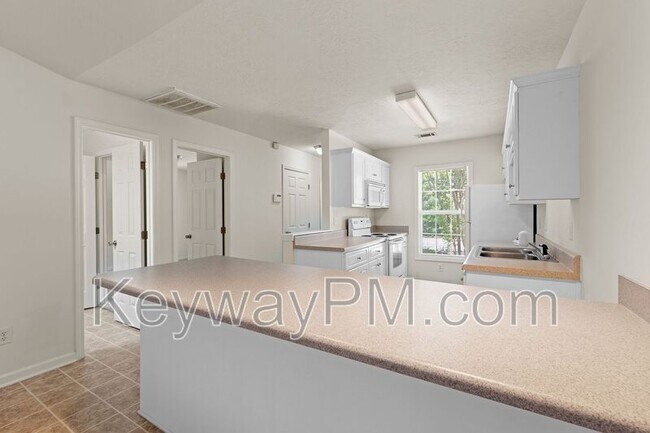 Building Photo - 9029 Baker Ct