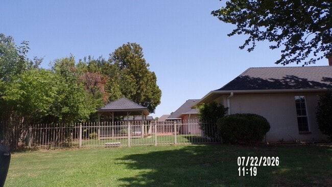 Building Photo - Fantastic home located in Wyatt Acres