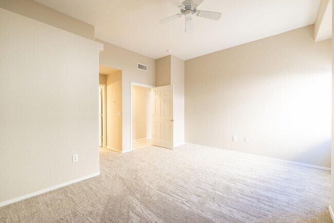 Building Photo - 16357 E Arrow Dr