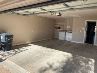 Building Photo - 929 Crystal Dove Ave