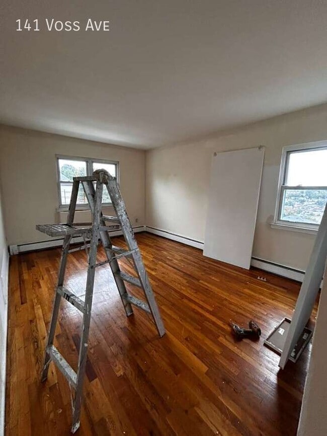 Building Photo - 141 Voss Ave