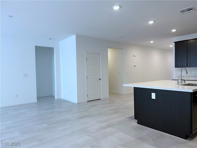 Building Photo - 3495 Lamberto Clf Wy