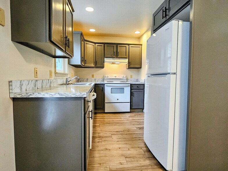 Building Photo - 66 Muddy Creek Church Rd