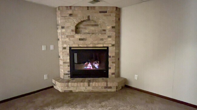 Building Photo - 6649 Homestead Ave Ct S