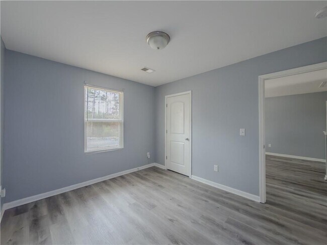 Building Photo - 340 Arthurs Ln