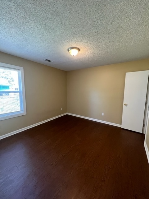 Building Photo - 5174 Valdaz Rd