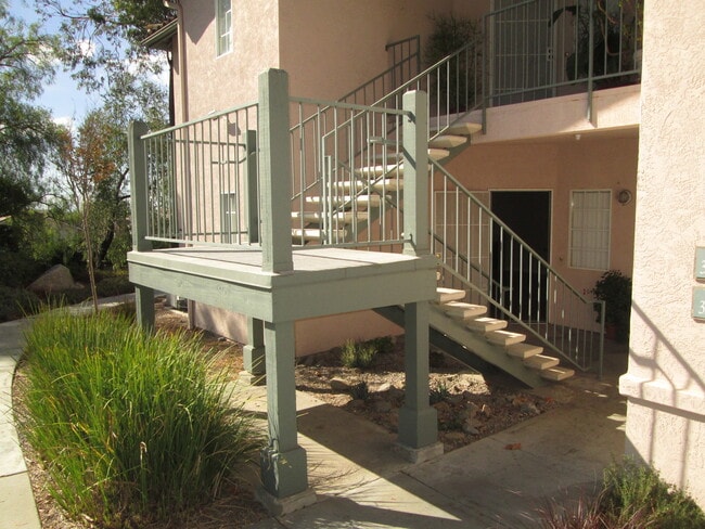 Building Photo - Rancho Bernardo - The Summit Community - N...