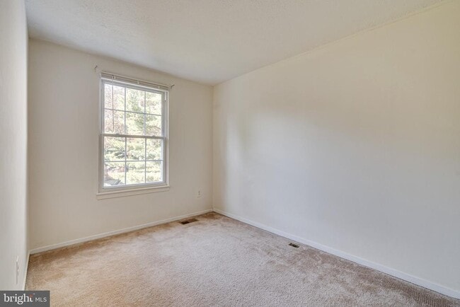 Building Photo - 6518 Alexis Ln