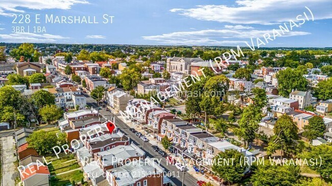 Building Photo - Spacious 3-Story Gem in Norristown with Mo...