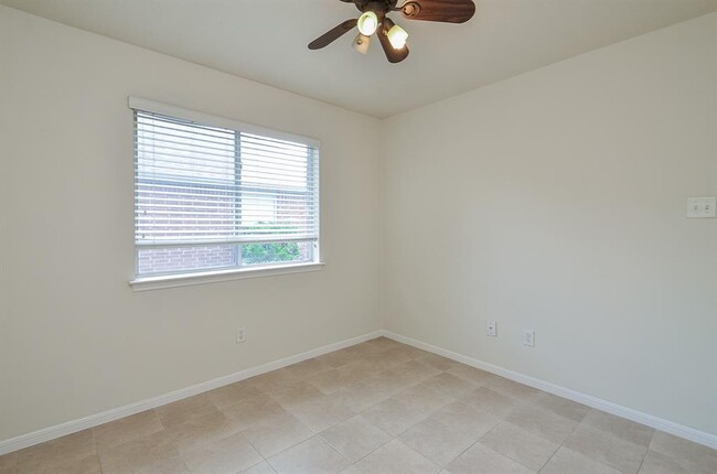 Building Photo - 21123 Bear Tree Trail