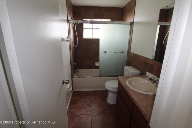 Building Photo - 5565 Baffin Cir