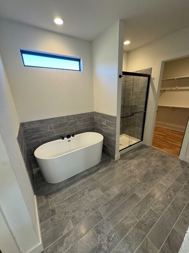 Building Photo - Lot 164