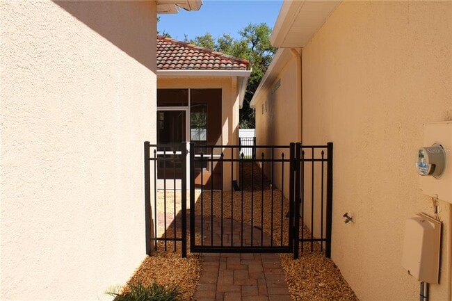 Building Photo - 7803 33rd St E