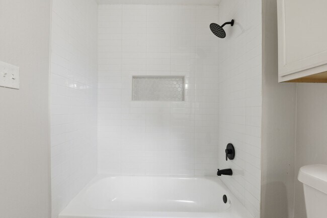 Building Photo - 3411 Wentworth St