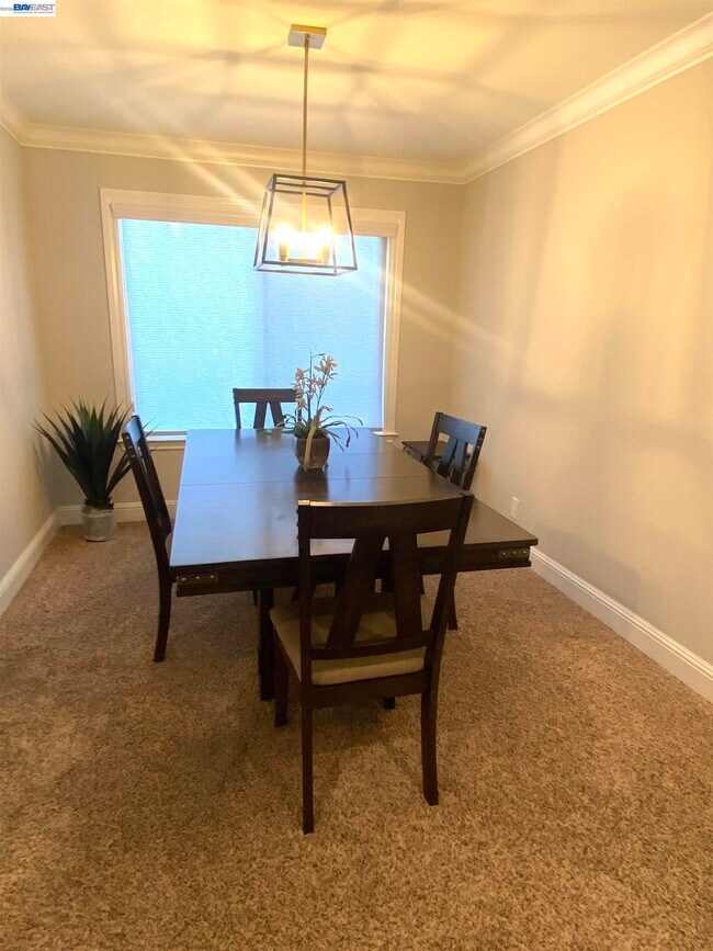 Building Photo - 3253 Pomace Ct