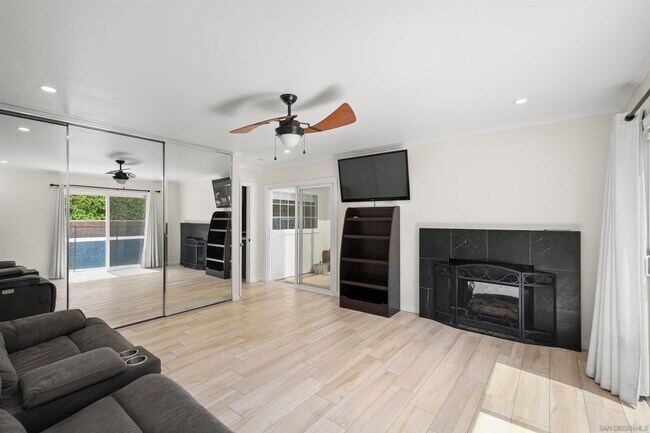 Building Photo - 5765 Bounty St