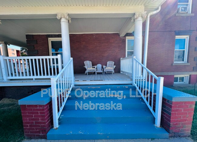 Building Photo - 4821 Underwood Ave