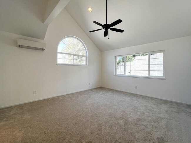 Building Photo - Beautifully Updated 3-Bedroom Home + Bonus Room with Private Backyard Retreat