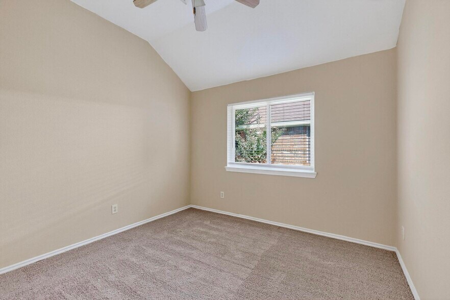 Building Photo - 4219 Osborn Rd