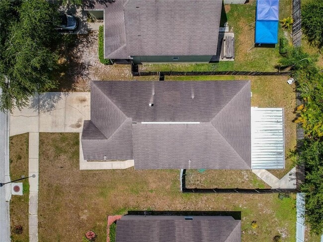 Building Photo - 13136 Carrollwood Creek Dr