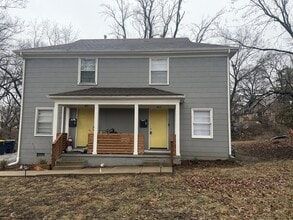 Building Photo - 1815 E 74 Terrace