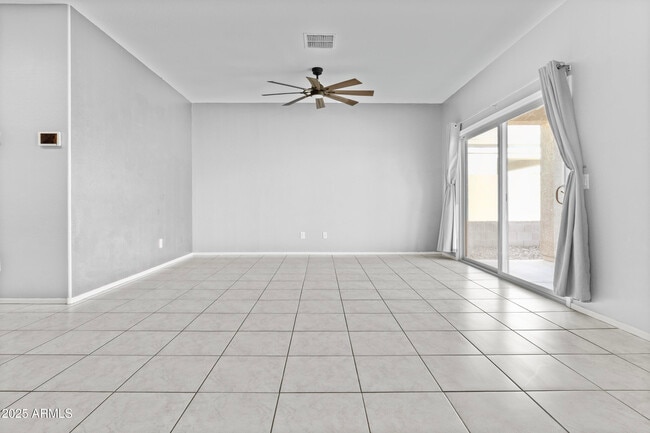 Building Photo - 4972 E Living Stone Way