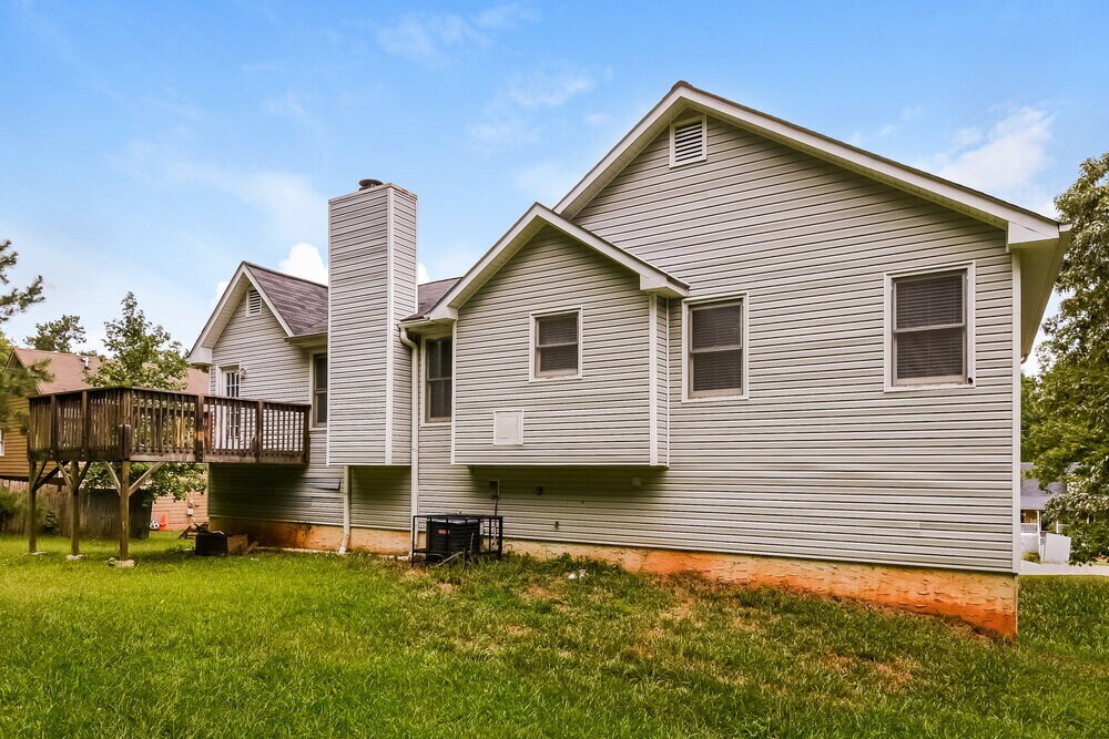 Building Photo - 134 Oak Landing Dr S