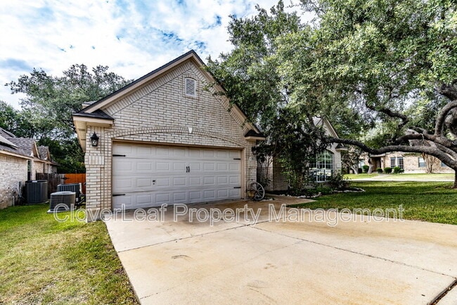 Building Photo - 9610 Rocksprings St
