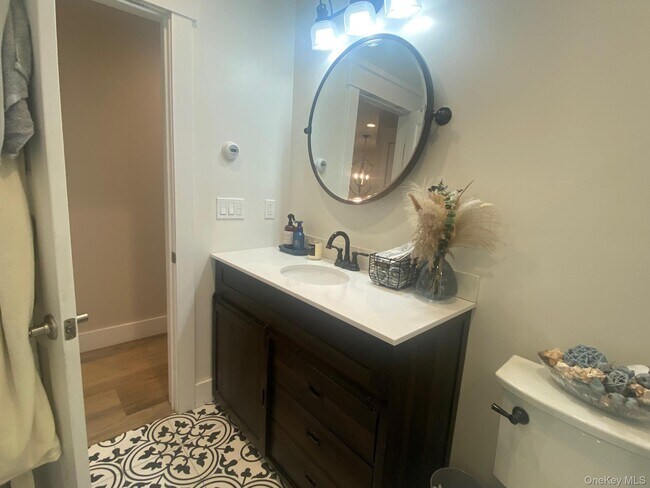 Building Photo - 18 Tennessee Ave