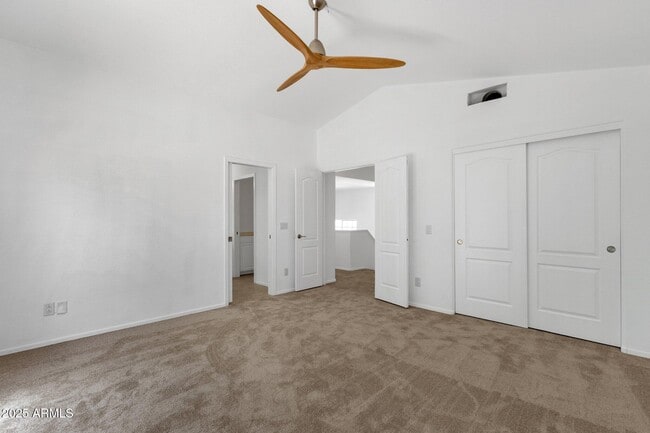 Building Photo - 4245 E Creosote Dr