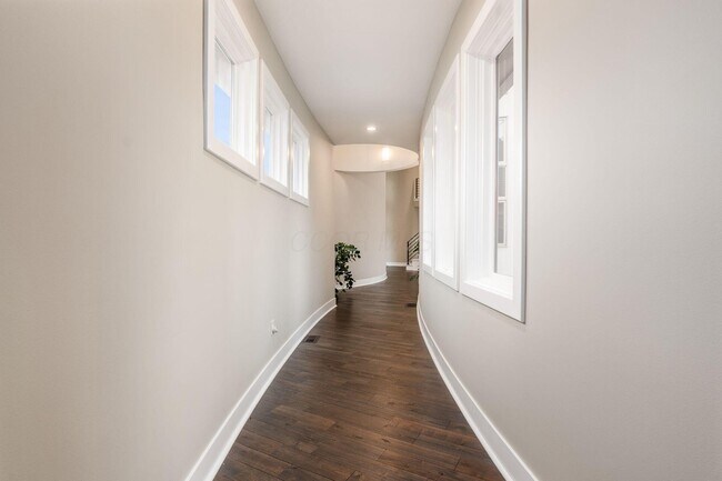 Building Photo - 4602 Sandwich Ct