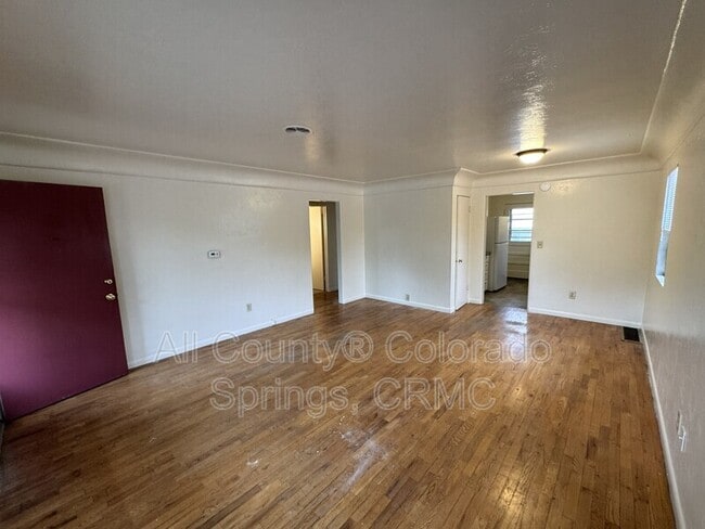 Building Photo - 222 N Logan Ave