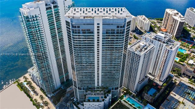 Building Photo - 1300 Brickell Ave