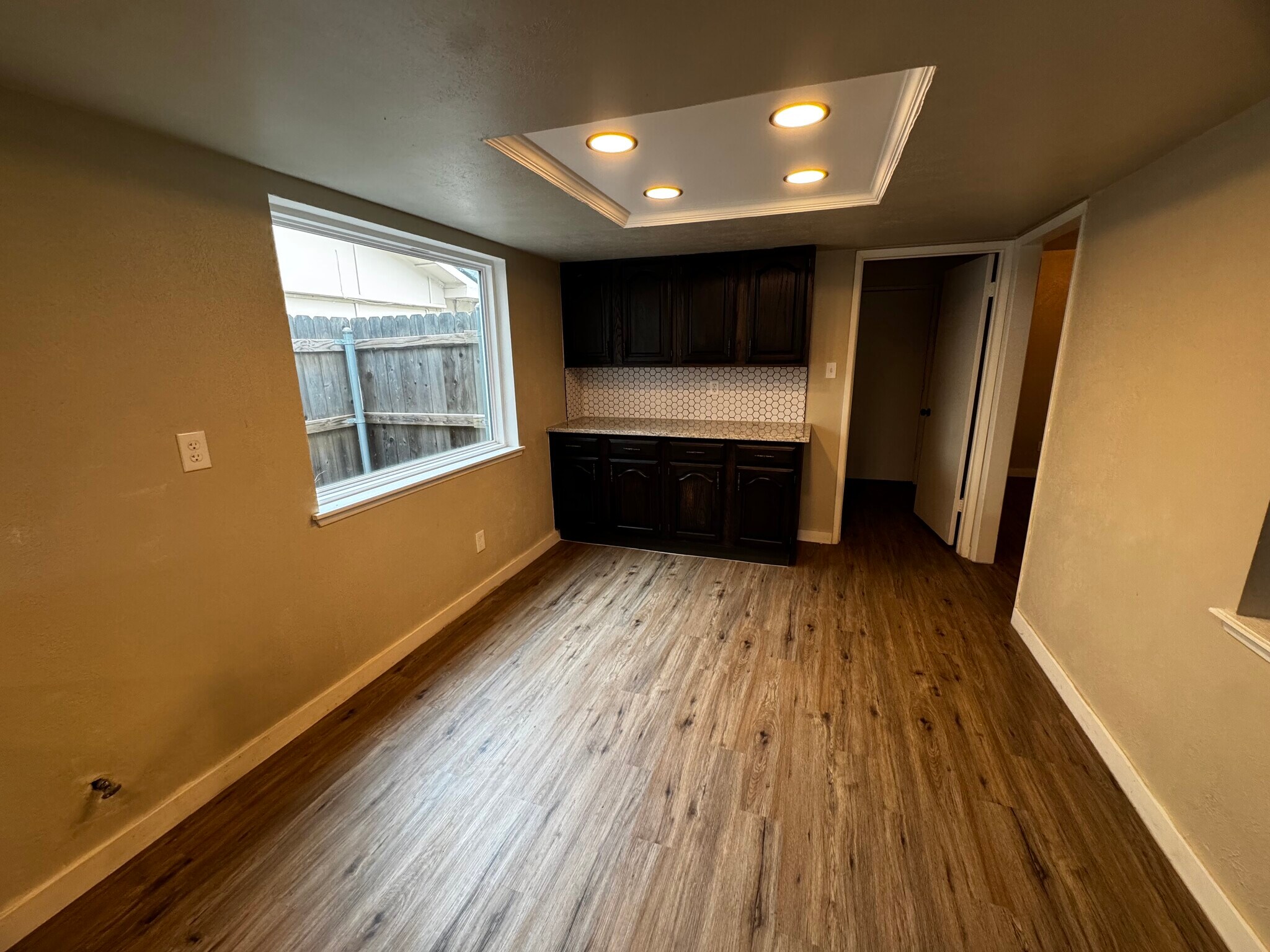 Building Photo - 7505 Whitewood Dr