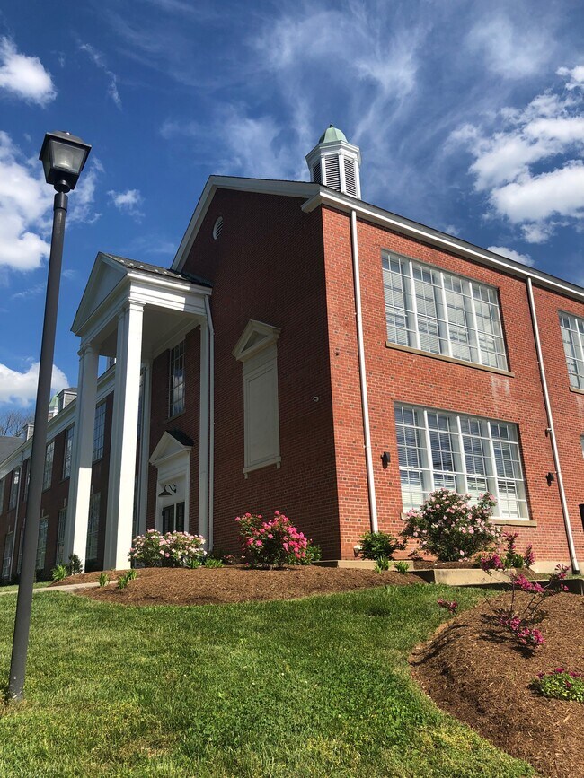 Halifax Lofts 722 Mountain Rd Halifax VA 24558 Apartment Finder