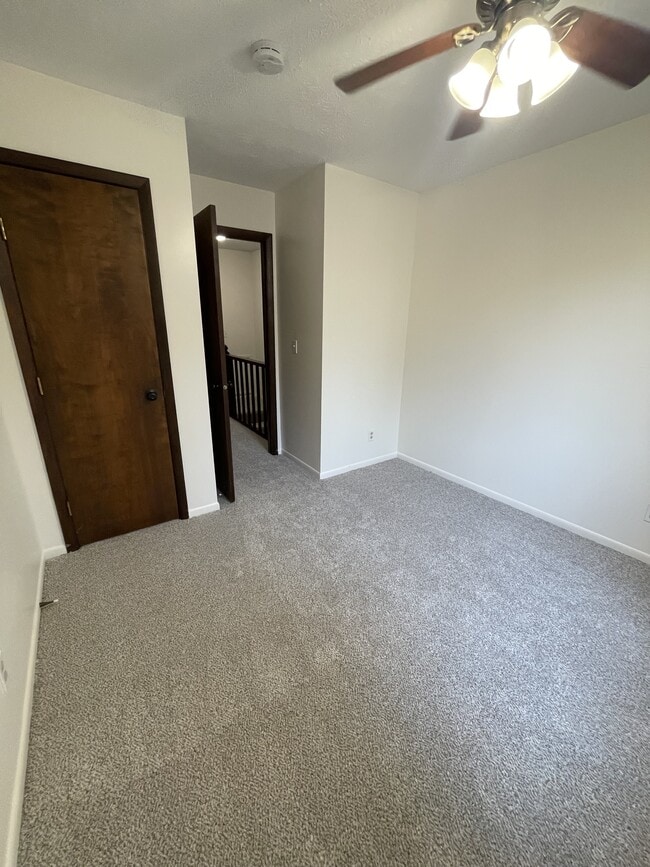 Building Photo - 2177 Woodleaf Ct