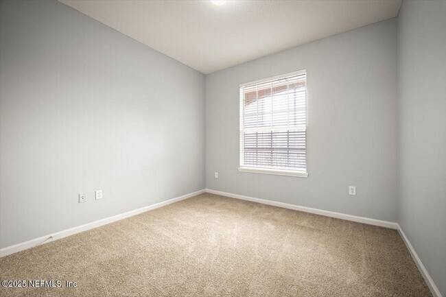 Building Photo - 7990 Baymeadows Cir E