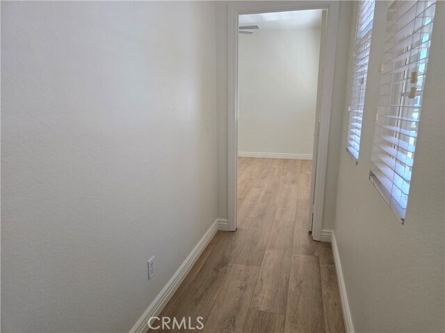 Building Photo - 31532 Royal Oaks Dr